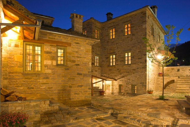 Astra Inn Papingo Dış mekan fotoğraf